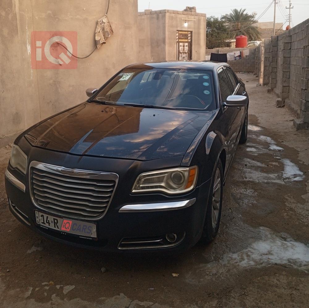 كرايسلر 300